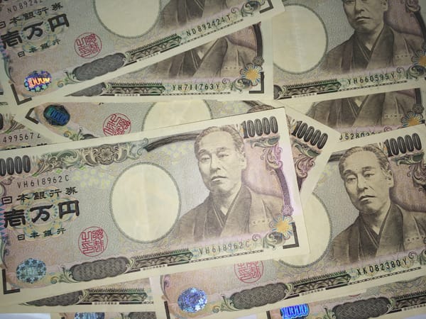 Japans Yen-Beben: Wie Tokio den Dollar-Stablecoin-Dominanz brechen will