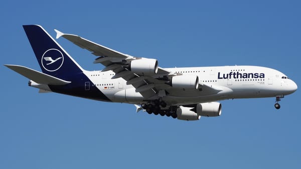 Turbulenzen am Aktienmarkt: Reise-Riesen im freien Fall – Was Anleger jetzt wissen müssen